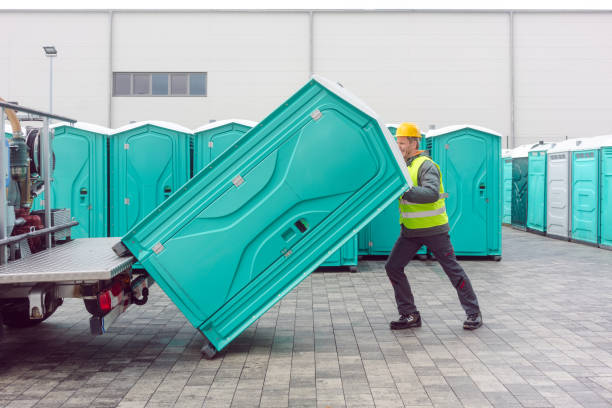 Porta potty delivery and setup in Bennett, CO