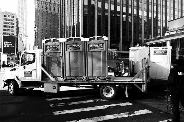 Best Porta potty rental near me  in Bennett, CO